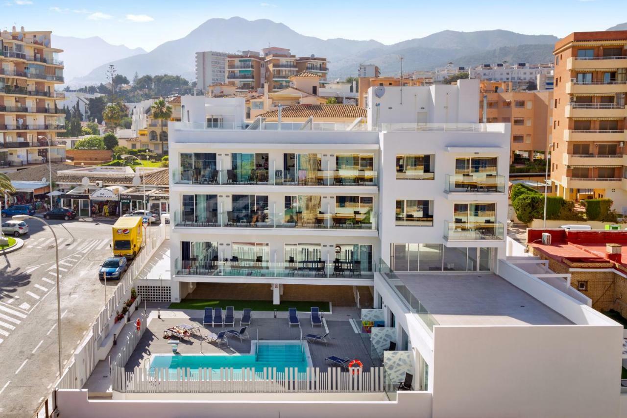 Carihuela Suites トレモリノス エクステリア 写真